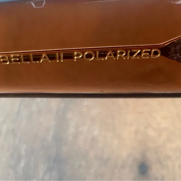 DIFF Polarized BELLA II Sunglasses in Light Brown - Picture 8 of 10